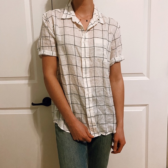 Summery Button up Blouse 💫 - Picture 2 of 2